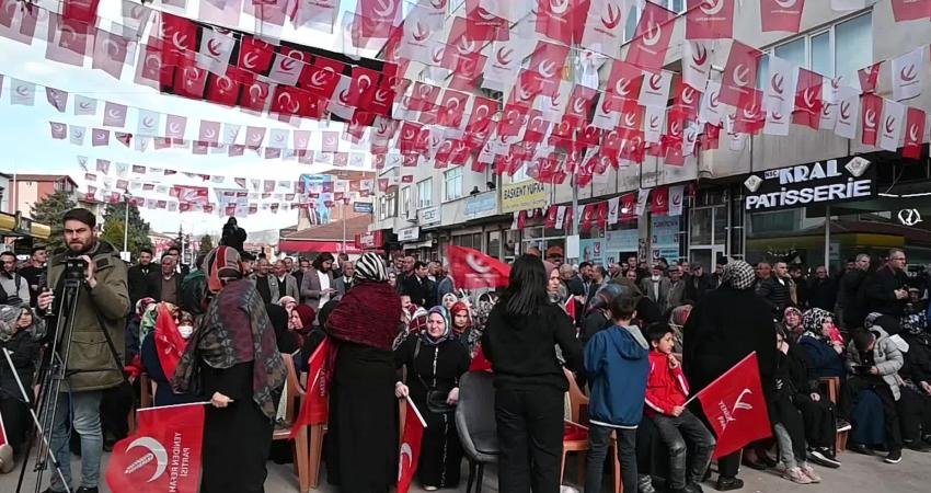 SEYFİ &Ccedil;ELİKKAYA Yeniden Refah Partisi Genel Başkanı Fatih Erbakan, Yozgat