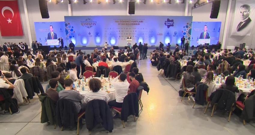 İstanbul Büyükşehir Belediye (İBB) Başkanı Ekrem İmamoğlu ve eşi Dilek