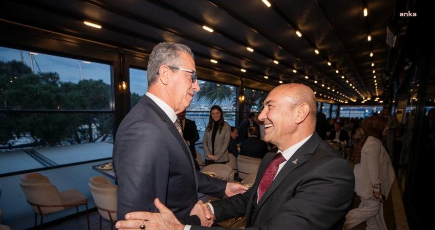 İzmir B&uuml;y&uuml;kşehir Belediye Başkanı Tun&ccedil; Soyer, İzmir B&uuml;y&uuml;kşehir Belediye Meclisi