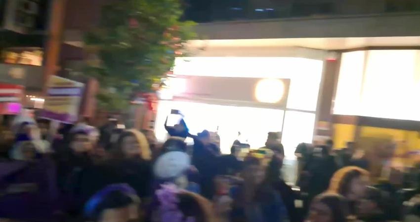 HABER: YAĞMUR BERİL VAROL zmir&rsquo;de 8 Mart D&uuml;nya Kadınlar G&uuml;n&uuml;