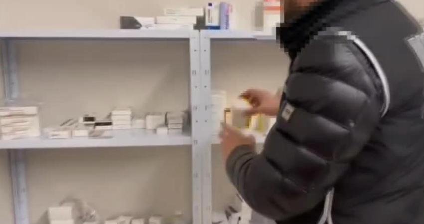 EDDA S&Ouml;NMEZ İstanbul polisi, Beylikd&uuml;z&uuml;’nde bir işyerine operasyon d&uuml;zenledi. Operasyonda
