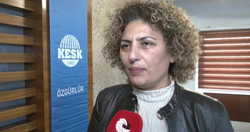 KESK Eş Genel Başkanı Ayfer Koçak: ”Eşitlik Zemininde Bu Seçimin Yürütülmesi Açık Şekilde Problemli” Haber: Ogün Akkaya Kamera: Uğur Demirci Kamu Emekçileri Sendikası Konfederasyonu
