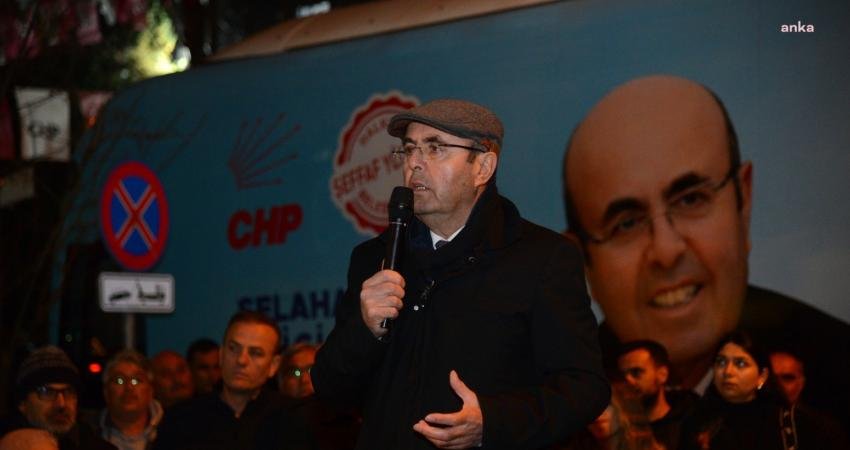 Kırşehir Belediye Başkanı Selahattin Ekicioğlu, d&uuml;n akşam Ahievran Mahallesi sakinleriyle