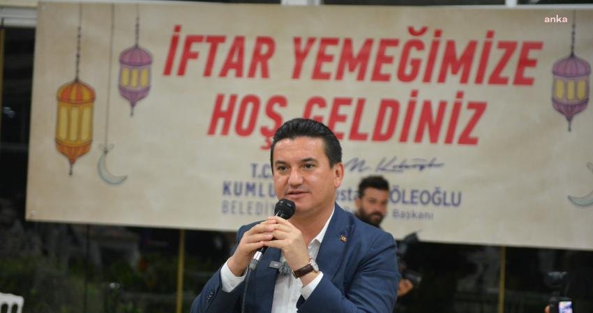 Kumluca Belediye Başkanı Köleoğlu, Personeliyle İftar Yaptı Kumluca Belediye Başkanı Mustafa Köleoğlu, belediye personeli ve aileleriyle, düzenlenen