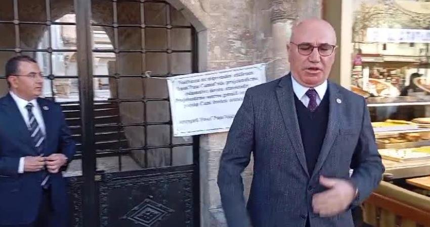 CHP Şanlıurfa Milletvekili Mahmut Tanal, Şanlıurfa&rsquo;nın Saray&ouml;n&uuml; Caddesi&rsquo;nde yer alan