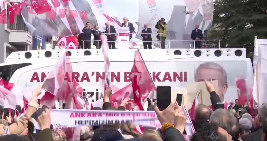 Mansur Yavaş: “Ankara’da Fiilen Seçim Bitti. Rekor Oyla Geliyoruz. Sebebi Şu; Şeffaf Davrandık. Kimseyi Ayırmadık. Herkesi Kucakladık” Haber: İLEYDA ÖZMEN / Kamera: DURSUN ALKAYA Ankara Büyükşehir Belediye