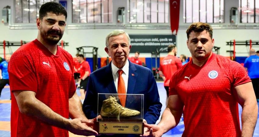 Ankara Büyükşehir Belediye Başkanı Mansur Yavaş, 2024 Yaz Olimpiyat Oyunları’na