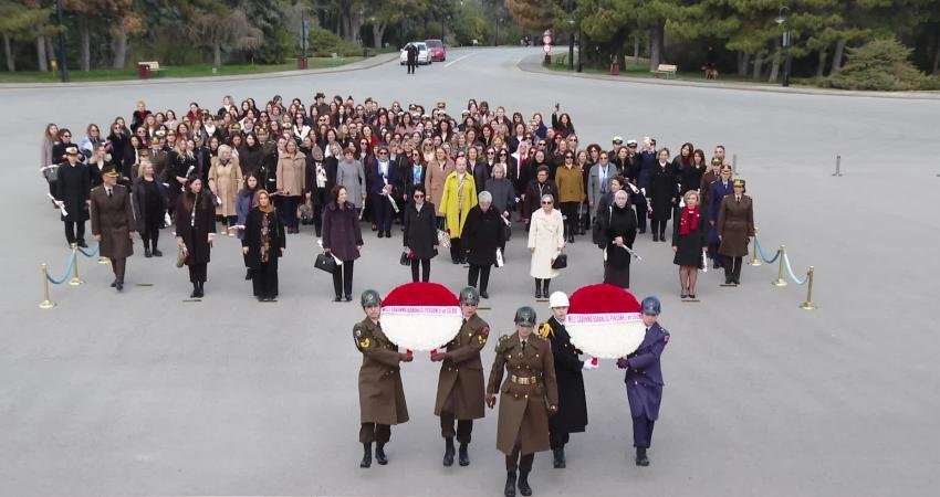 Milli Savunma Bakanı Yaşar G&uuml;ler’in eşi Demet G&uuml;ler, 8 Mart