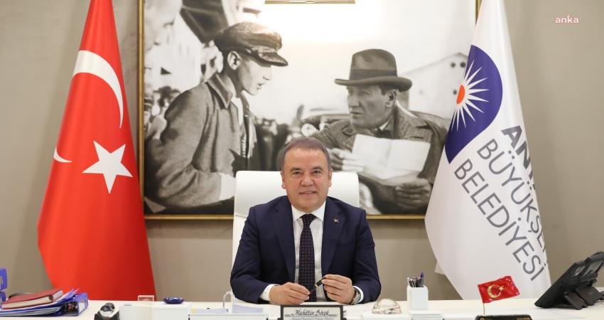 Antalya B&uuml;y&uuml;kşehir Belediye Başkanı Muhittin B&ouml;cek, 8 Mart D&uuml;nya Emek&ccedil;i