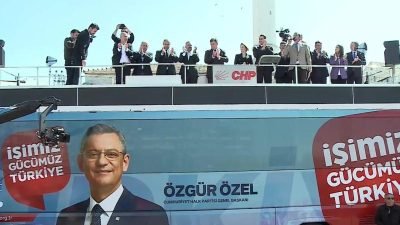 CHP Genel Başkanı Özgür Özel, İzmir Aliağa’da; “Gelmişler, İzmir’de yetki