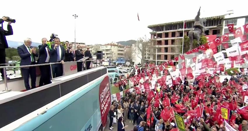 CHP Genel Başkanı Özgür Özel, Balıkesir Edremit’te; “Aksaray MHP milletvekili,