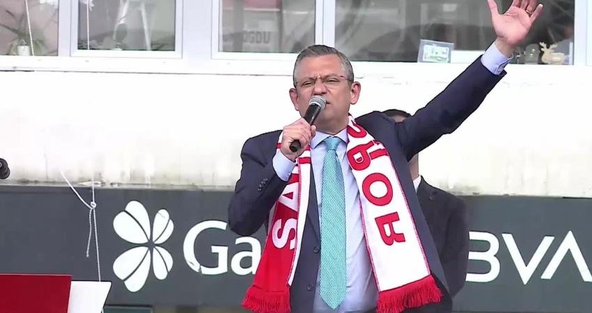 CHP Genel Başkanı &Ouml;zg&uuml;r &Ouml;zel, Cumhur İttifakı’nın memleketin &uuml;zerine ‘karabasan’