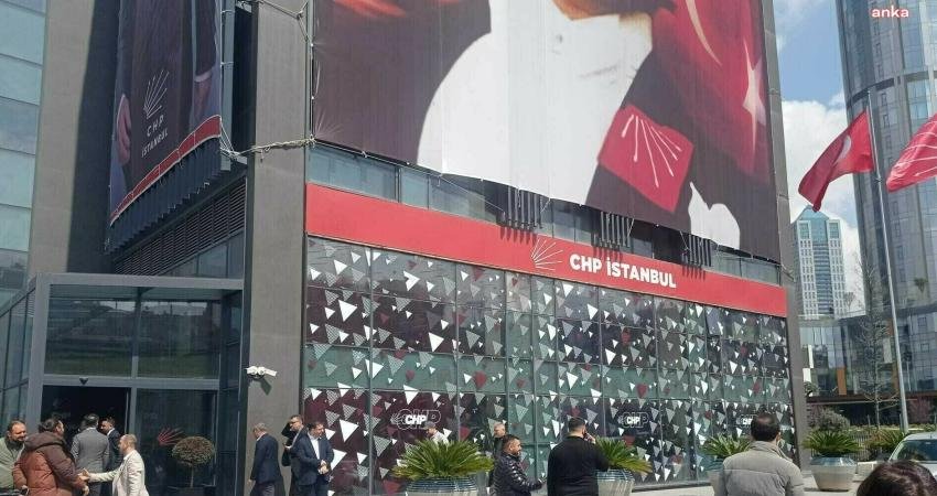 CHP İstanbul İl Başkanlığı binasının satın alınması sürecinde 2019’da bir