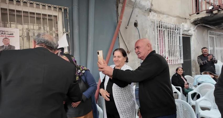 Katılımcı demokrasi anlayışıyla belediyeyi halkıyla birlikte y&ouml;netmeyi ilke edindiğinin altını