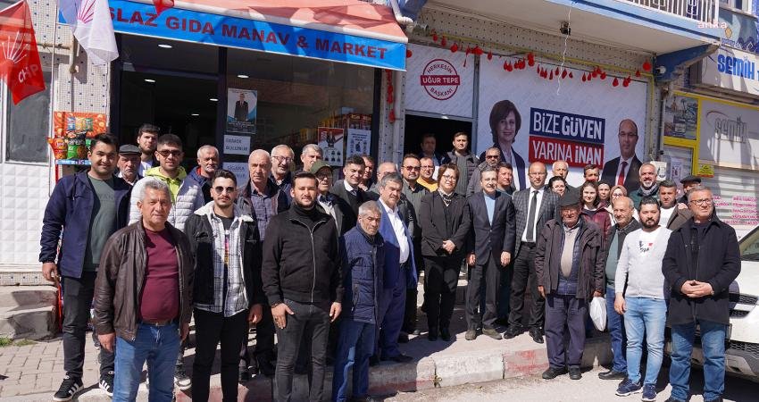Tepebaşı Belediye Başkanı Ahmet Ataç, Seyitgazi Belediye Başkanı Uğur Tepe
