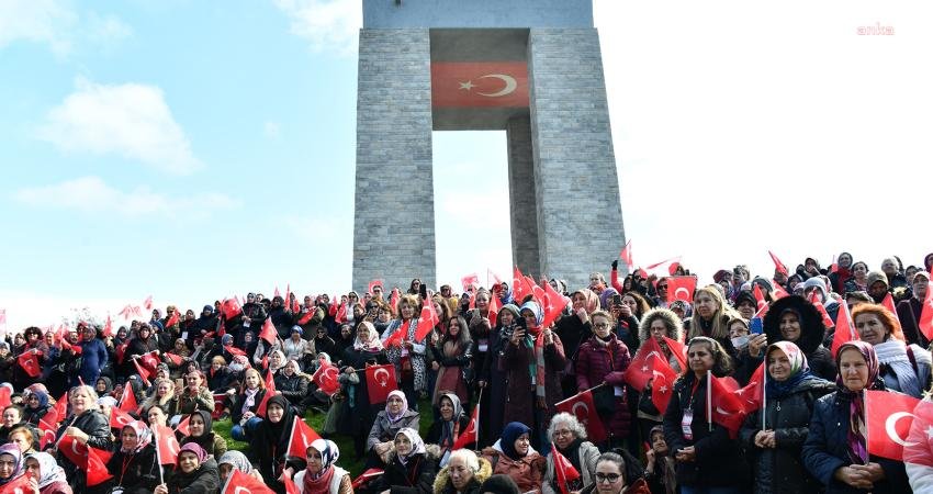 Tepebaşı Belediyesi&rsquo;nin d&uuml;zenlediği k&uuml;lt&uuml;r turları kapsamında Eskişehirli kadınlar, &Ccedil;anakkale Destanı&rsquo;nın