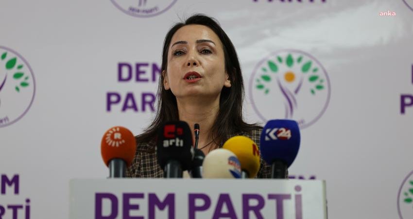 DEM Parti Eş Genel Başkanı Tülay Hatimoğulları, “Manipülasyonla sanki tüm