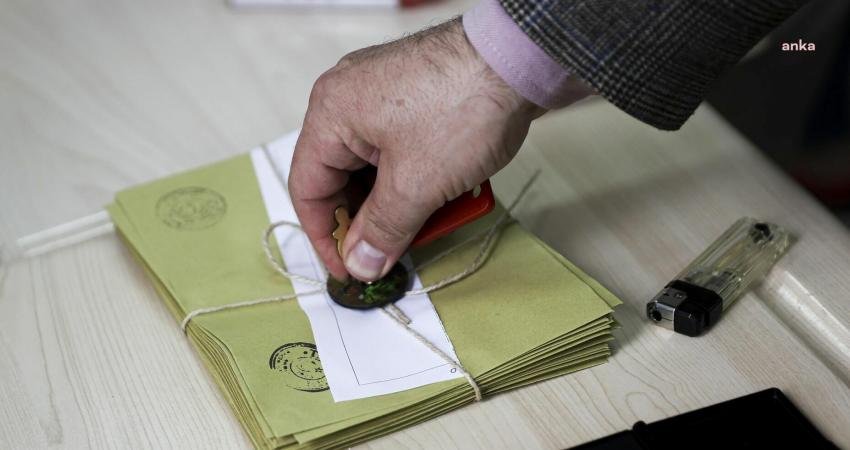 Türkiye Yarın Sandık Başına Gidecek… Kayıtlı 61 Milyon 441 Bin 882 Seçmen Yerel Yöneticelerini Seçecek Türkiye, yarın sandık başına gidecek. Kayıtlı 61 milyon 441 bin