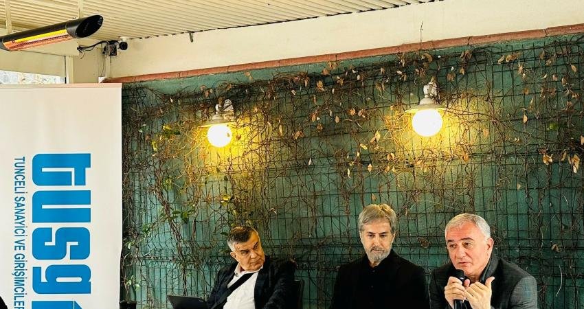 TUSGİD’den Önemli Buluşma; İş İnsanları ve Akademisyenler Tunceli İçin Kolları Sıvadı Tunceli Sanayici ve Girişimcileri Derneği (TUSGİD), Türkiye’nin siyasal ve sosyal