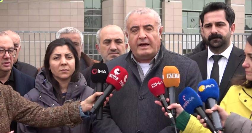 EDDA S&Ouml;NMEZ İstanbul Okmeydanı&rsquo;nda bir yakınının cenaze t&ouml;renine katılmak i&ccedil;in