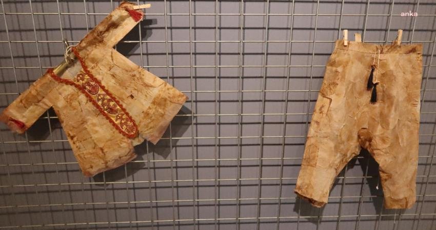 Ege &Uuml;niversitesi Emel Akın Meslek Y&uuml;ksekokulu Moda Tasarım B&ouml;l&uuml;m&uuml; &ouml;ğrencileri,