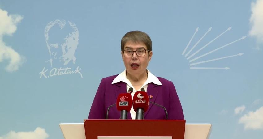 Zeliha Aksaz Şahbaz: “14 Mart Tıp Bayramı Artık Kutlama Değil; Sağlık Hakkı ve Sağlık Emekçilerimizin Özlük Hakları İçin Sorunlara Dikkat Çekme ve Çözüm Önerme Zamanı” CHP Genel Başkan Yardımcısı Zeliha Aksaz Şahbaz, “Bugün, hekimliğin onurunu