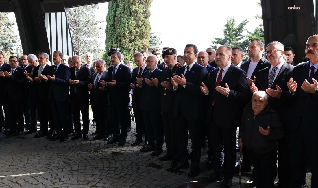 İstanbul Büyükşehir Belediye (İBB) Başkanı Ekrem İmamoğlu, 8’nci Cumhurbaşkanı Turgut