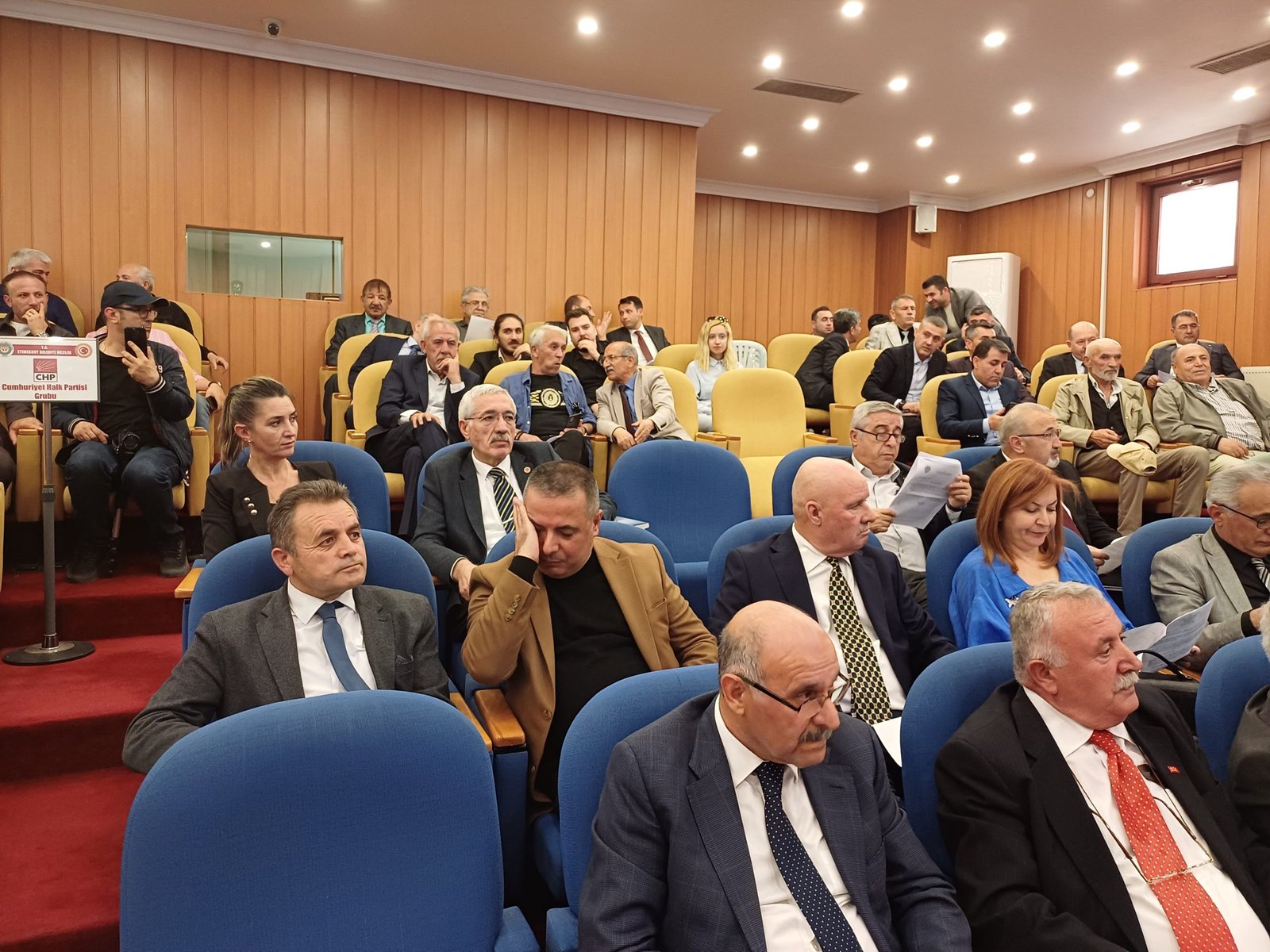 etimesgut-belediyesi-meclis-toplantisinda-ve-mali-rapor-kabulu