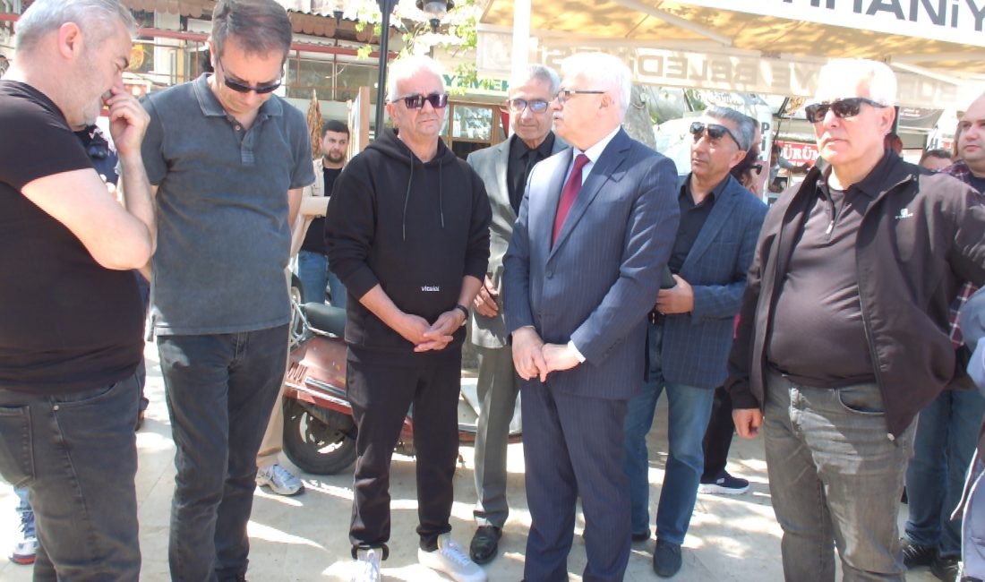 Balıkesir’in Burhaniye ilçesinde hayatını kaybeden oyuncu Zafer Algöz’ün babası Cevdet