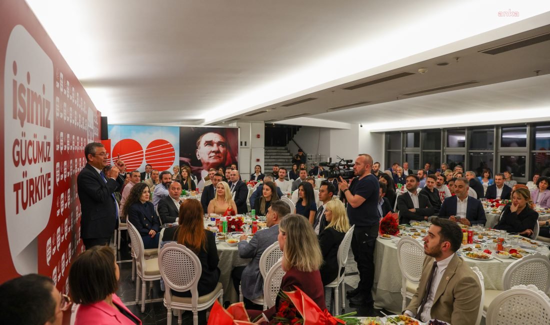 CHP Genel Başkanı Özgür Özel, Cumhuriyet Halk Partisi Genel Merkez