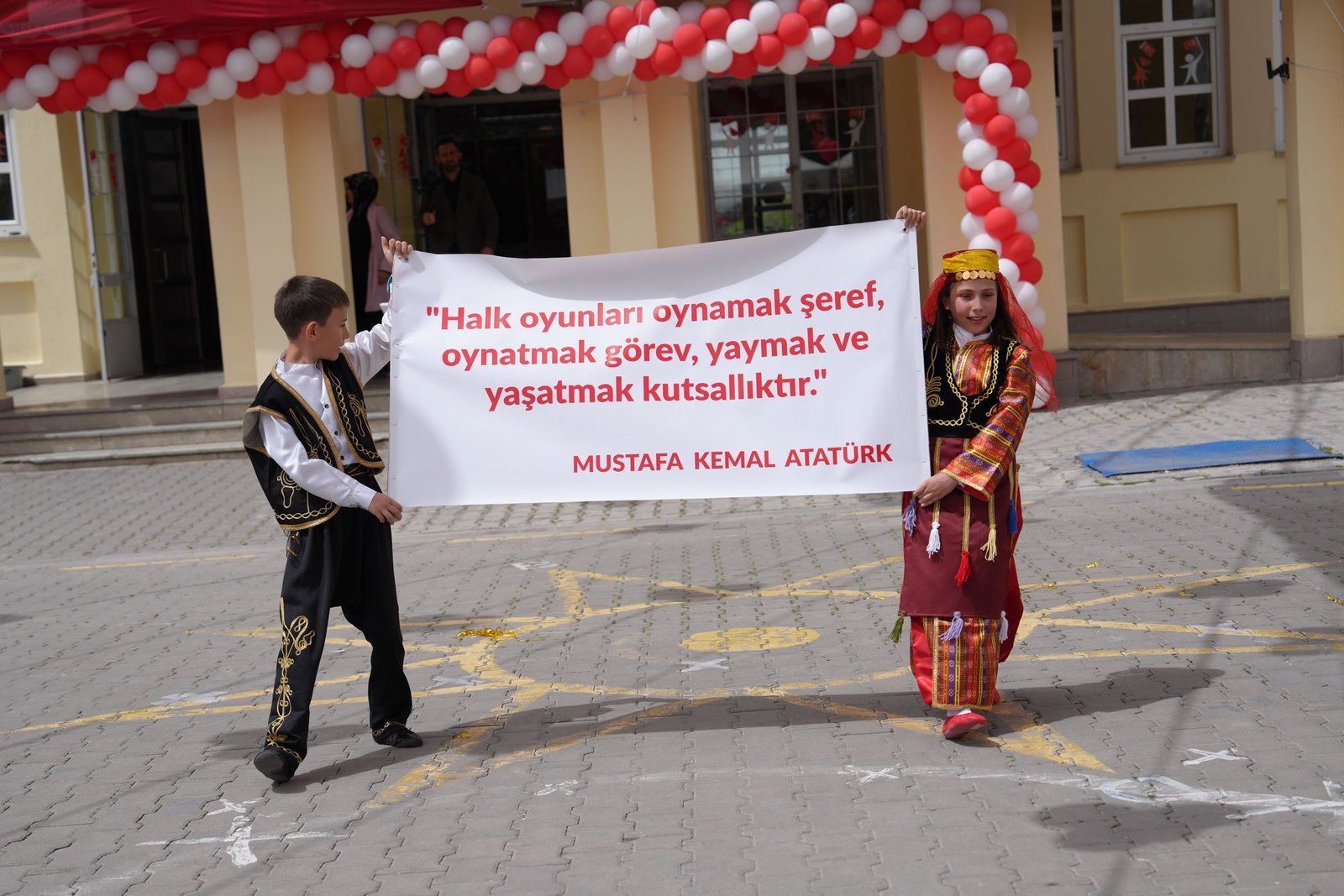 golbasinda-23-nisan-coskusu