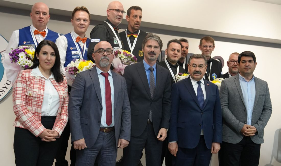 Gölbaşı Belediye Başkanı Yakup Odabaşı, Uluslararası Bilardo Kompleksi’nde düzenlenen 3