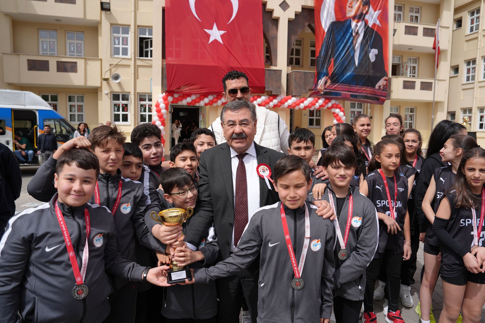 golbasinda-23-nisan-coskusu