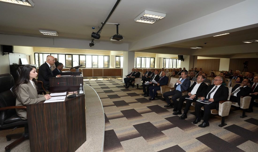 Yenimahalle Belediye Meclisi 2024-2029 döneminin ilk toplantısı Belediye Başkanı Fethi