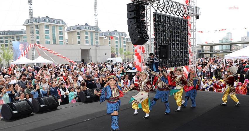(İSTANBUL)- 23 Nisan Ulusal Egemenlik ve &Ccedil;ocuk Bayramı, Ataşehir&rsquo;de coşkuyla