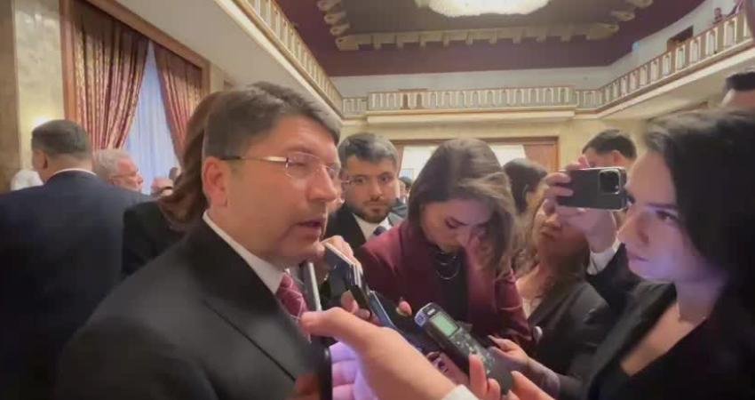(ANKARA) – Adalet Bakanı Yılmaz Tun&ccedil;, MHP Genel Başkanı Devlet