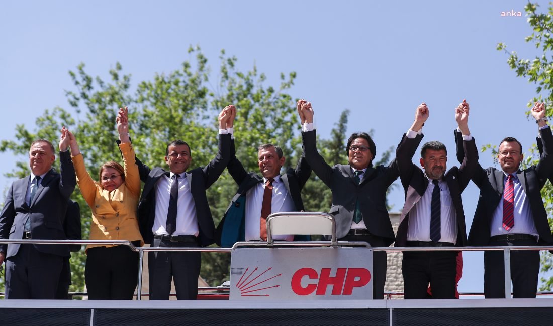 CHP Genel Başkanı Özgür Özel, ''Şunu bilin CHP’nin Genel Başkanıyım.