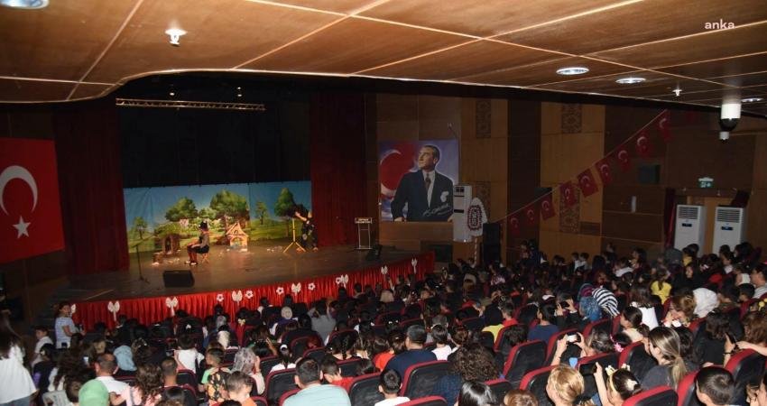 (ADANA) – Ceyhan Belediyesi, 23 Nisan etkinlikleri kapsamında Murat G&ouml;ğebakan