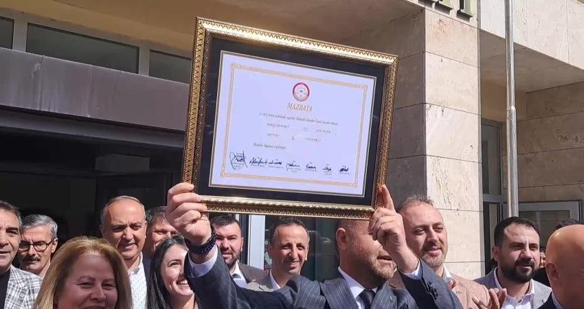 UĞUR İSTANBULLU CHP, 31 Mart yerel se&ccedil;iminde 56 yıl sonra