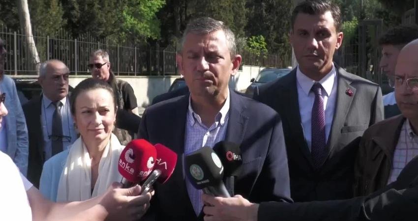 CHP Genel Başkanı Özel Manisa’da Soruları Yanıtladı: “İsrail’e Ticaret, Filistin’e İhanettir” CHP Genel Başkanı Özgür Özel, İsrail’e yönelik alınan kararları değerlendirirken,