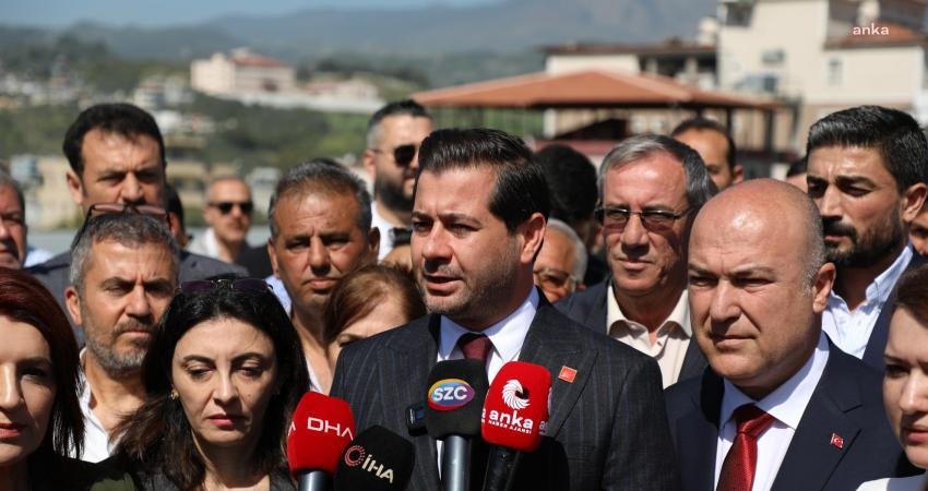 CHP Genel Başkan Yardımcıları Gökçe Gökçen ile Murat Bakan başkanlığındaki