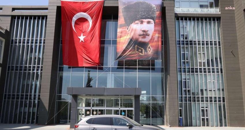 31 Mart yerel seçimlerinde CHP adayı Orhan Çerkez’in başkan seçildiği