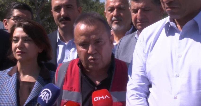 CHP Genel Başkan Yardımcısı Deniz Yavuzyılmaz, kurtarma çalışmalarının gerçekleştirildiği bölgede