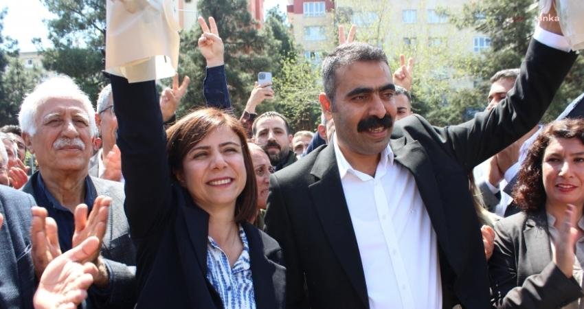 Diyarbakır Büyükşehir Belediye Başkanı: “Organize Bir Saldırıyla Karşı Karşıyayız” DEM Parti’nin 31 Mart yerel seçimlerinde kazandığı Diyarbakır Büyükşehir Belediyesi
