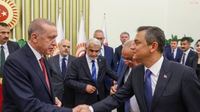 Cumhurbaşkanı ve AKP Genel Başkanı Recep Tayyip Erdoğan ile CHP