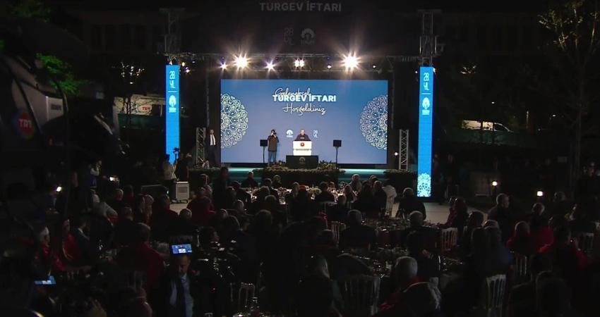 Cumhurbaşkanı Recep Tayyip Erdoğan, “Sürekli ahlak tüccarlığı yapan, işçinin emekçinin