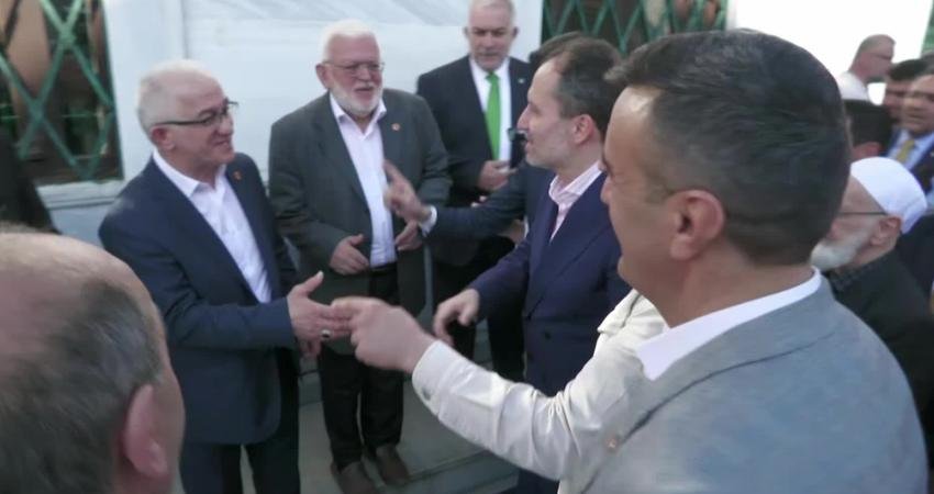 Yeniden Refah Partisi Genel Başkanı Fatih Erbakan, bugün İstanbul’da babası