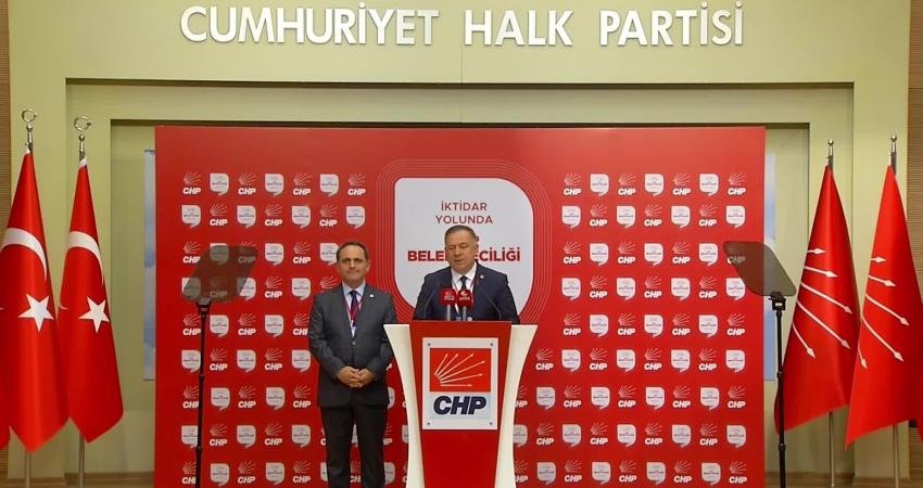 CHP Genel Başkan Yardımcısı Gökan Zeybek, iktidarın yurt içi ve
