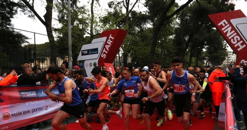 İzmir Büyükşehir Belediyesi’nin bu yıl beşincisini düzenlediği Maratonİzmir Avek, 21
