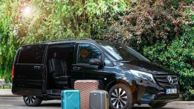 Hafif ticari araçlar grubunda sunduğu araçlarla turizm sektörünün en çok